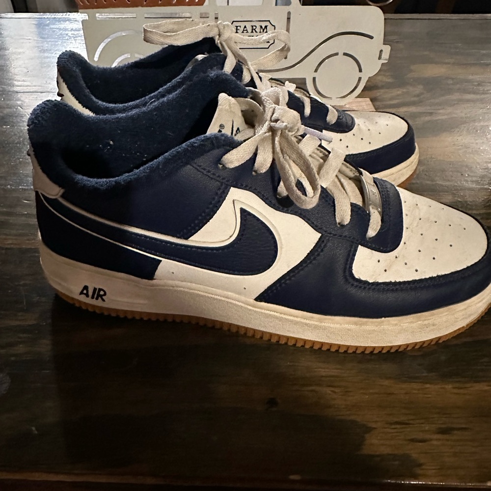 Boys size 7y